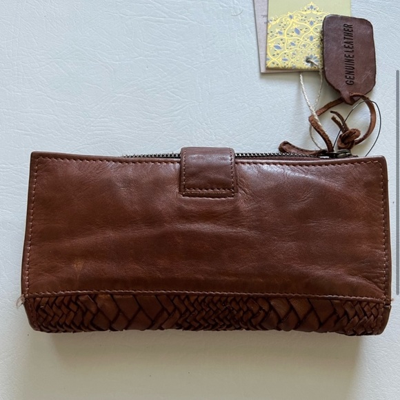 Braided Leather Uniquely crafted in India Boho Woven Wallet Billfold - Picture 2 of 4